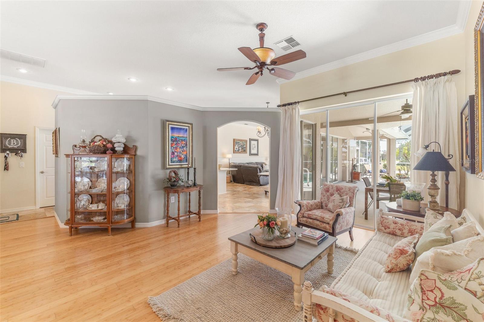 1819 LATELIA CT