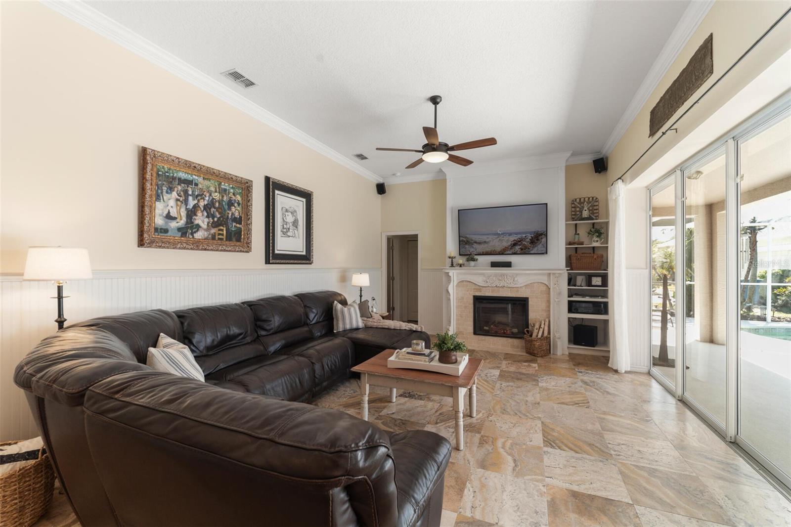 1819 LATELIA CT