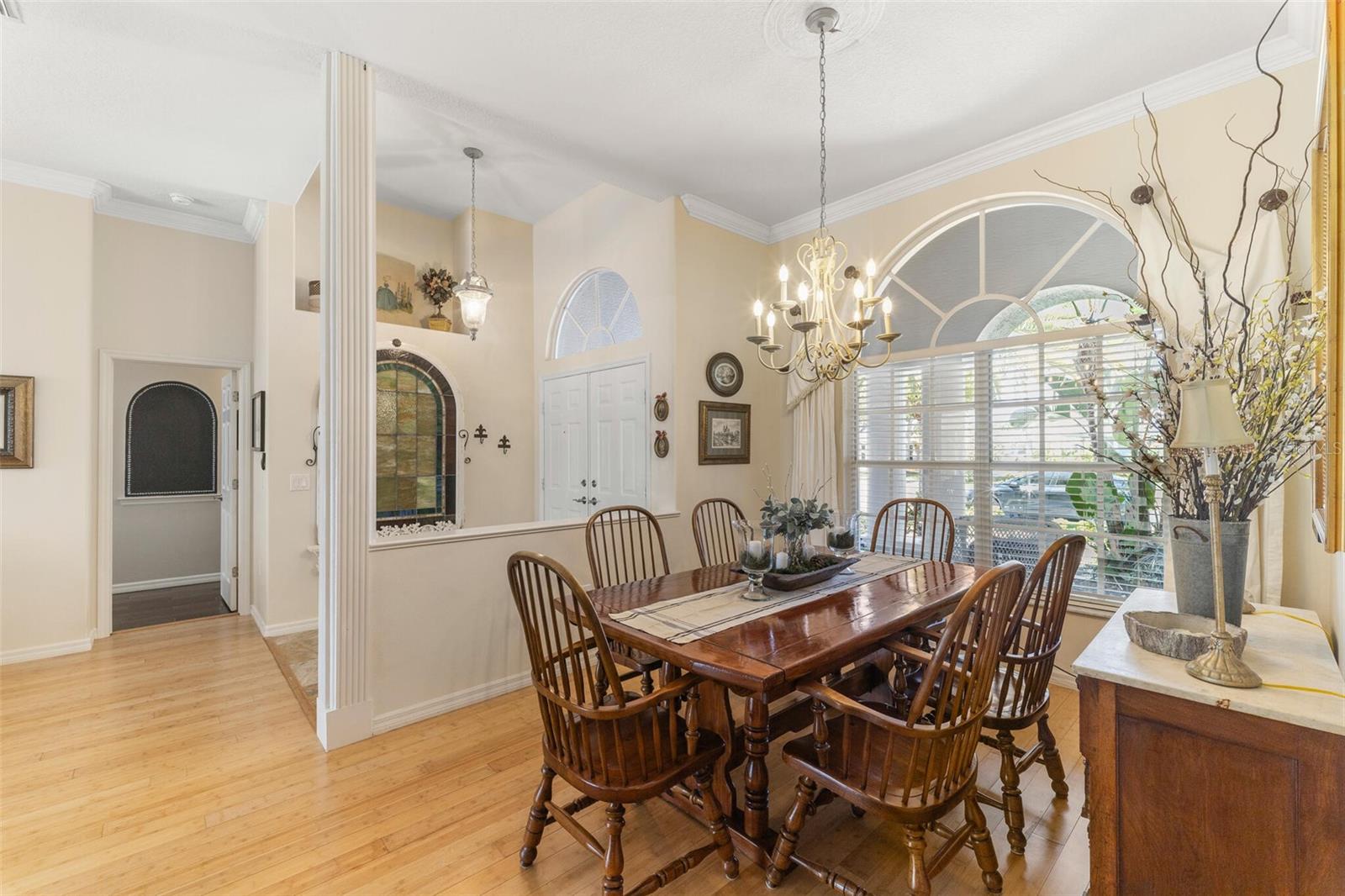 1819 LATELIA CT