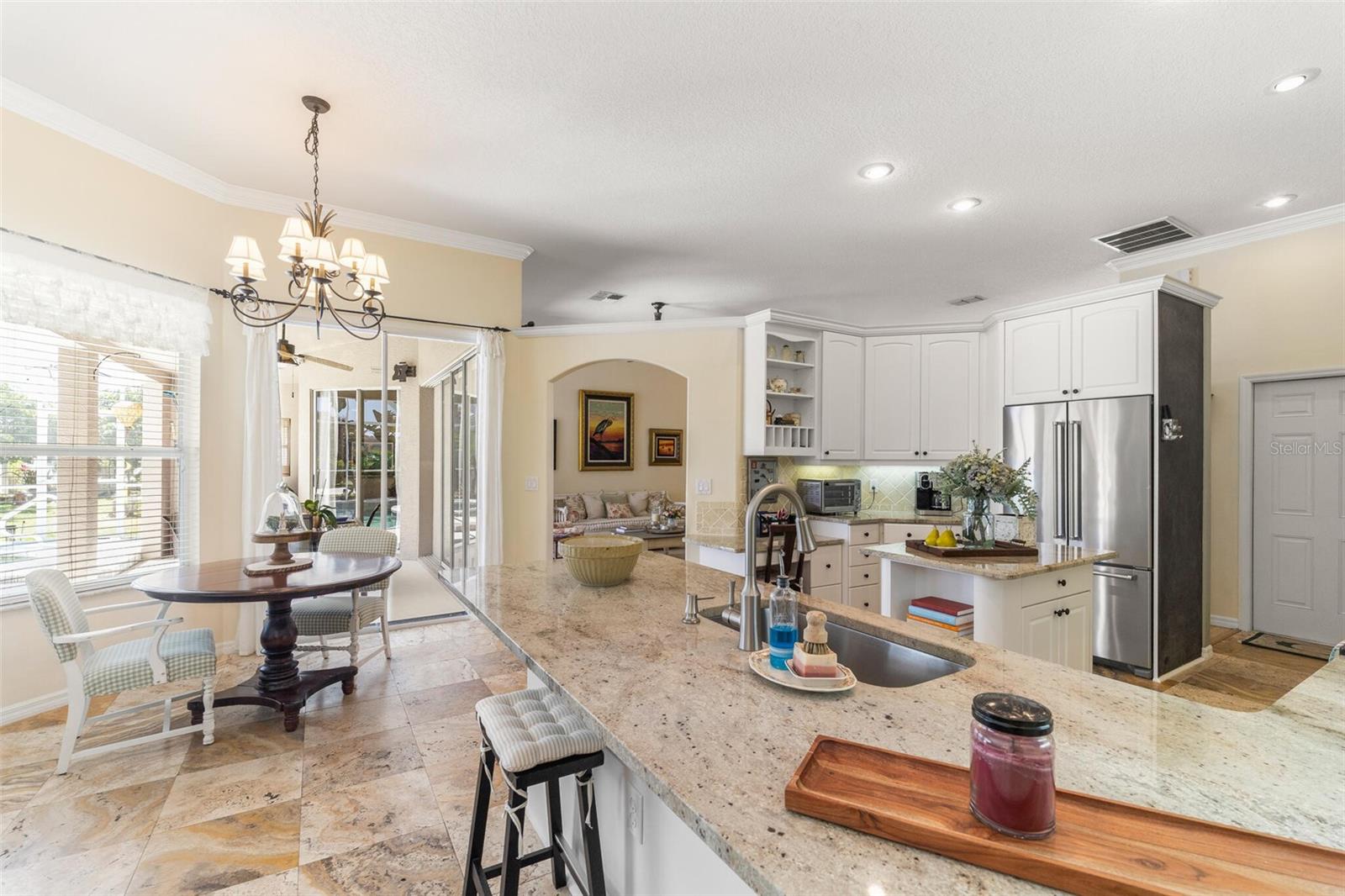 1819 LATELIA CT