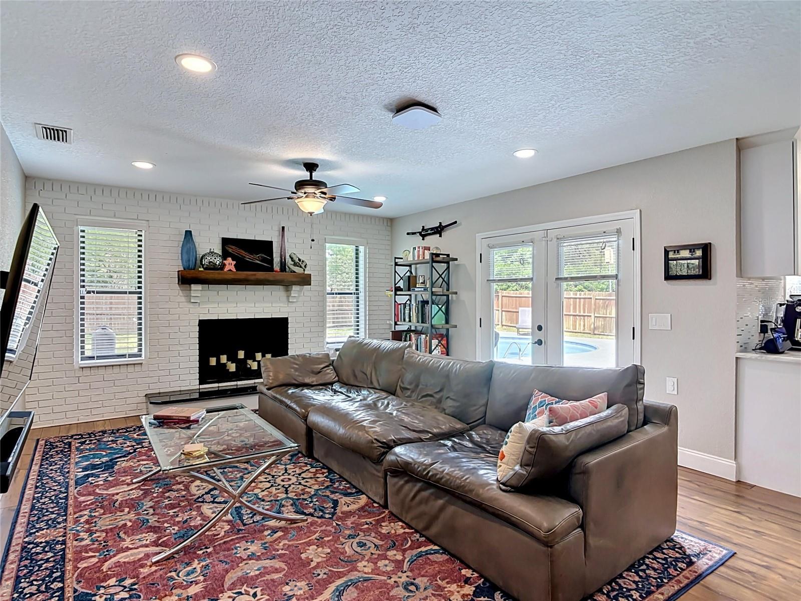 800 UPSALA RD