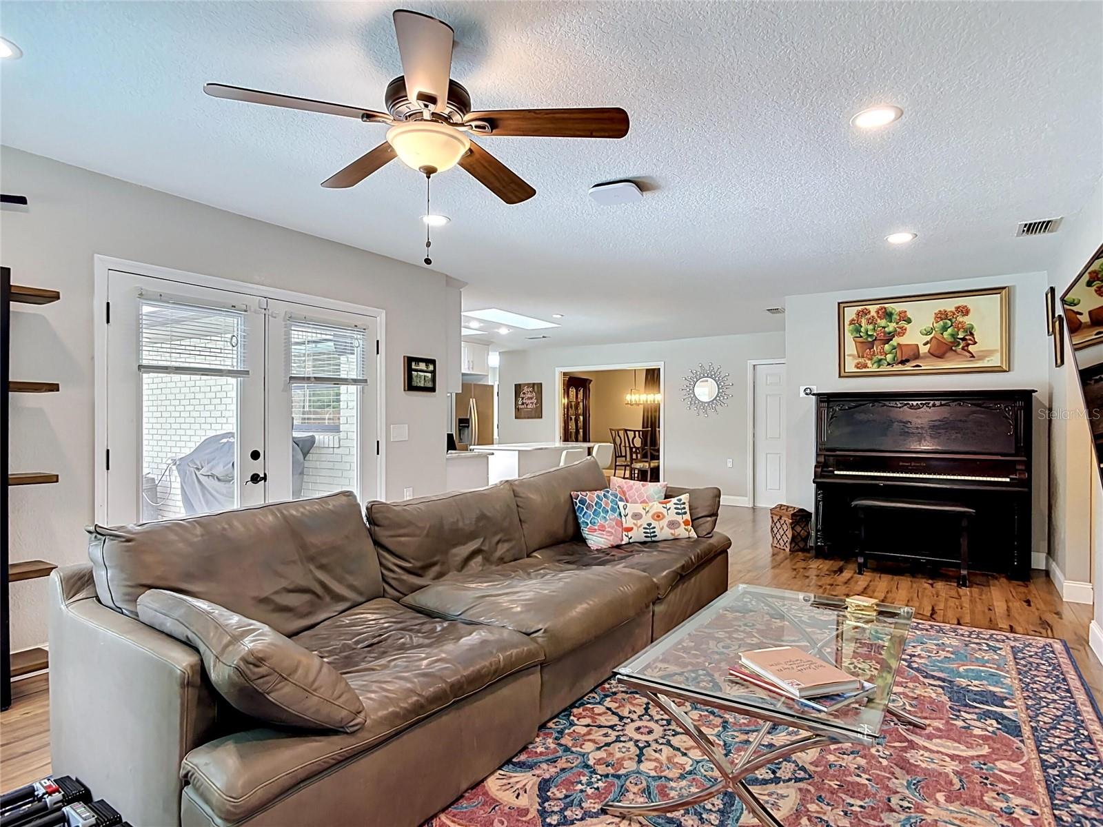 800 UPSALA RD