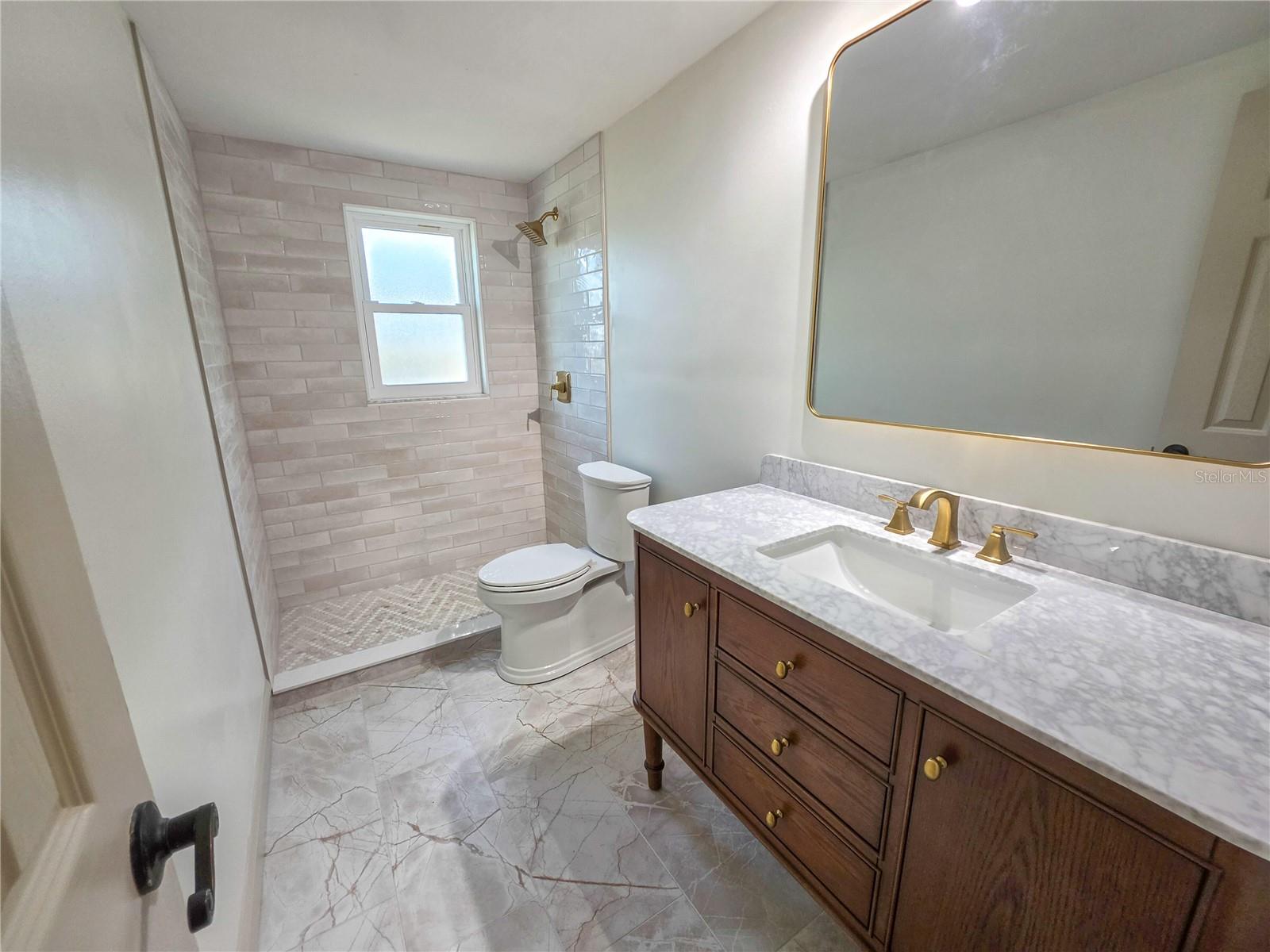 505 RED MANGROVE LN