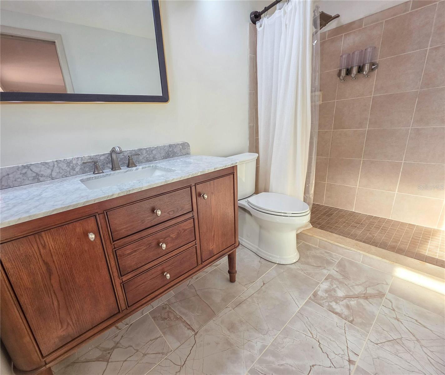505 RED MANGROVE LN