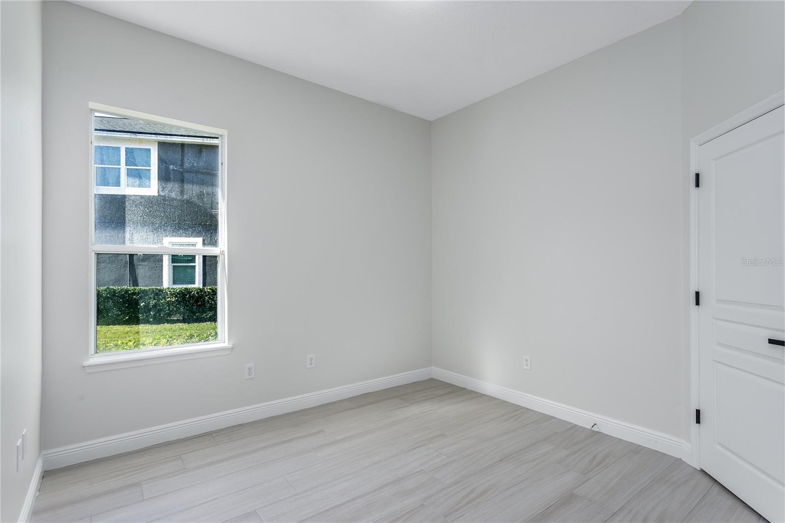 11909 MANDEVILLA CT