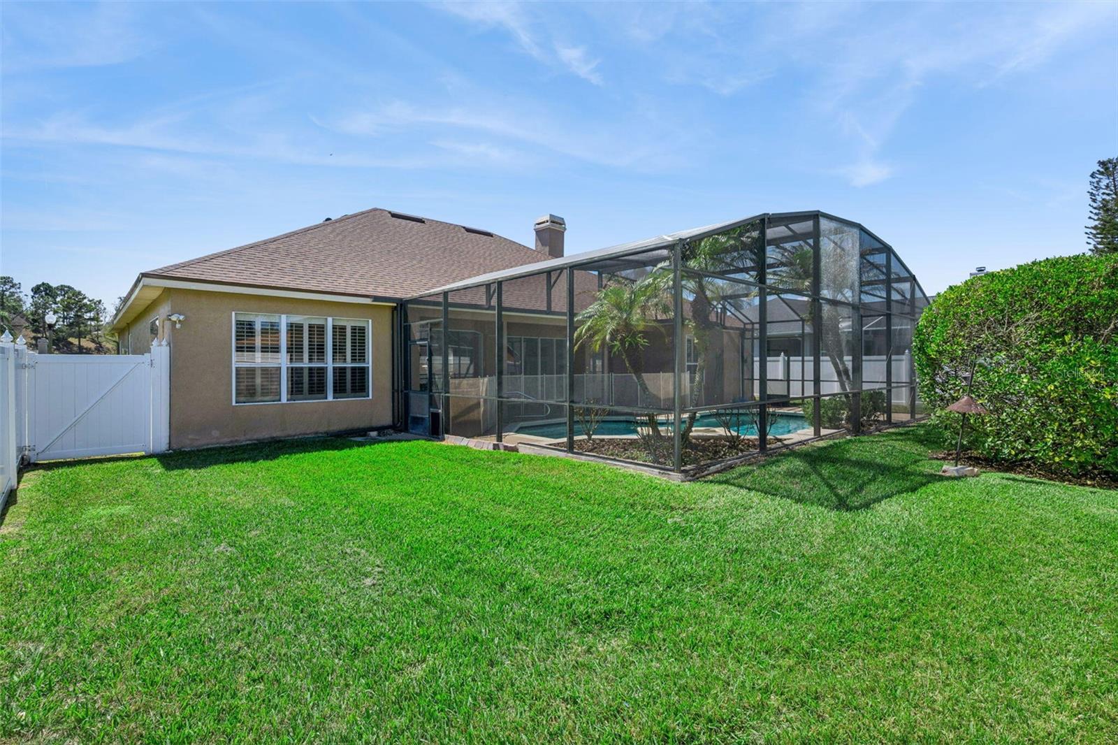 8072 CANYON LAKE CIR