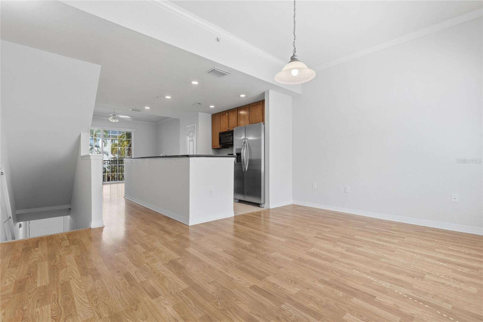 9875 MEADOW FIELD CIR #308