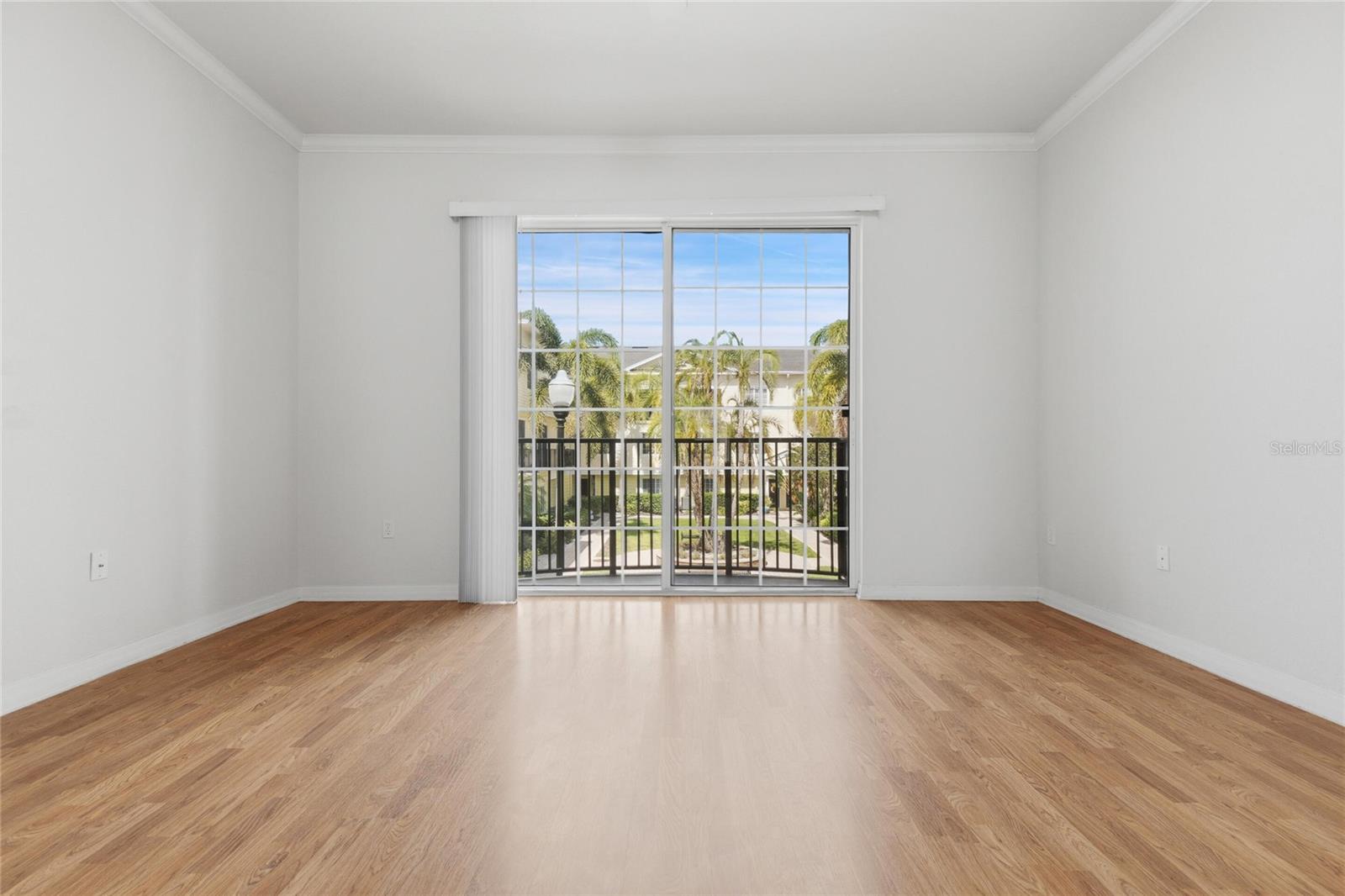 9875 MEADOW FIELD CIR #308