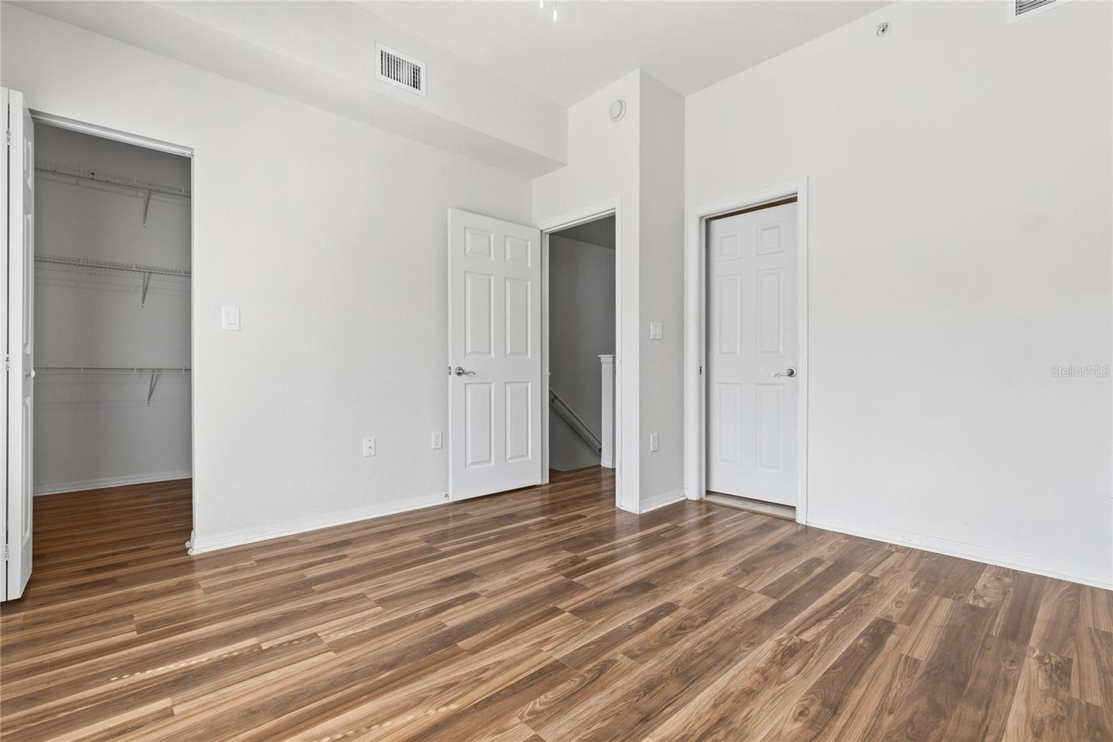 9875 MEADOW FIELD CIR #308