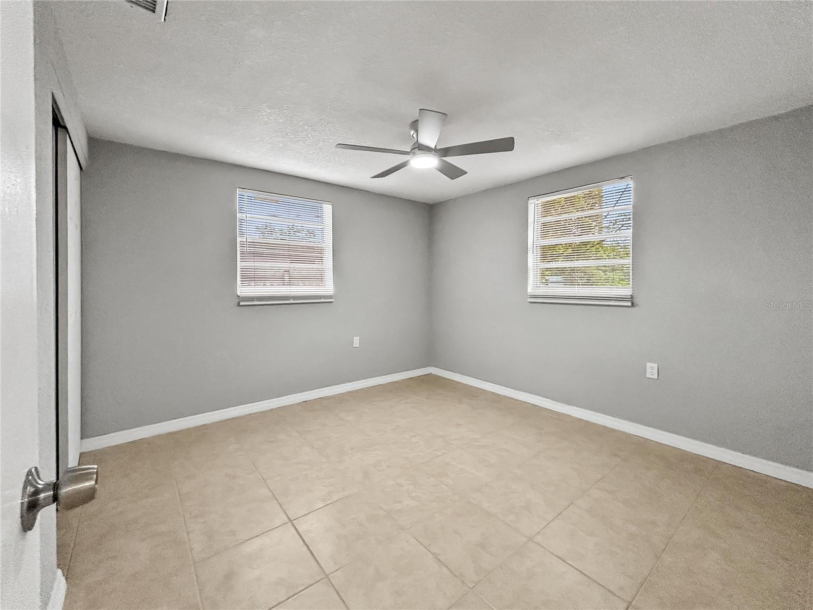 1332 JENNINGS DR