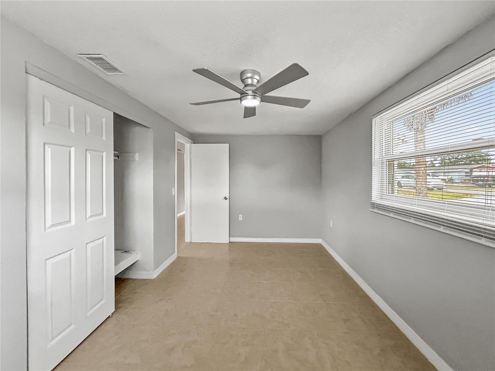 1332 JENNINGS DR