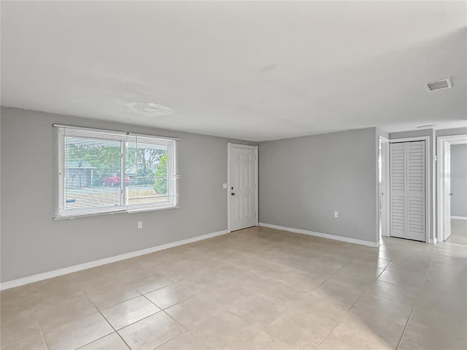 1332 JENNINGS DR