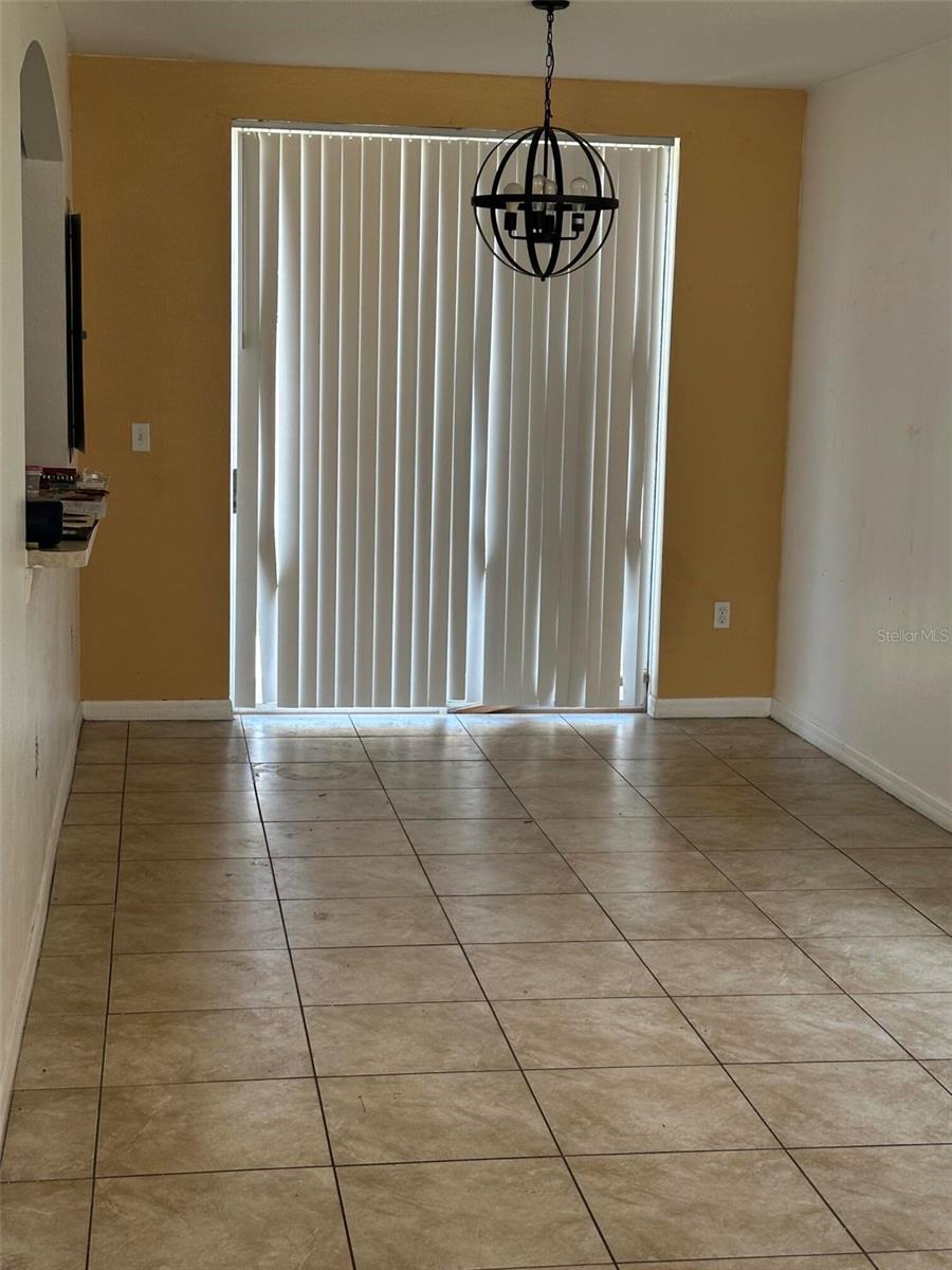678 CAPTIVA CIR