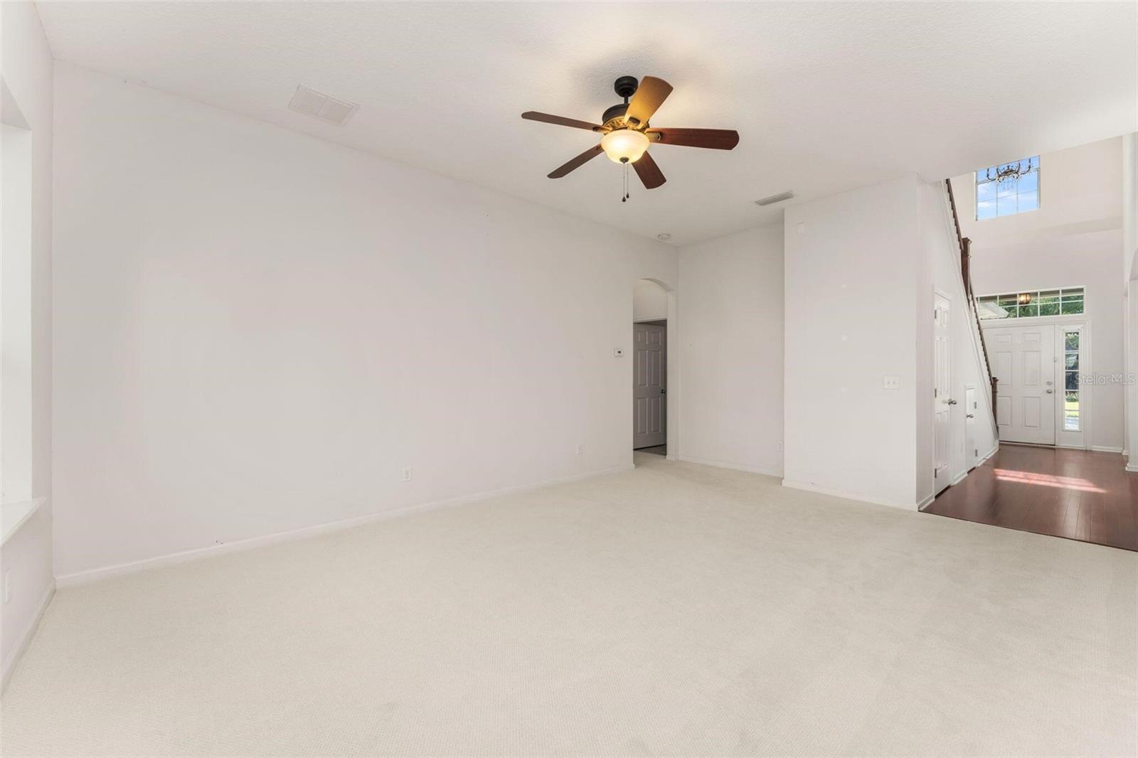 8223 NW 53RD ST