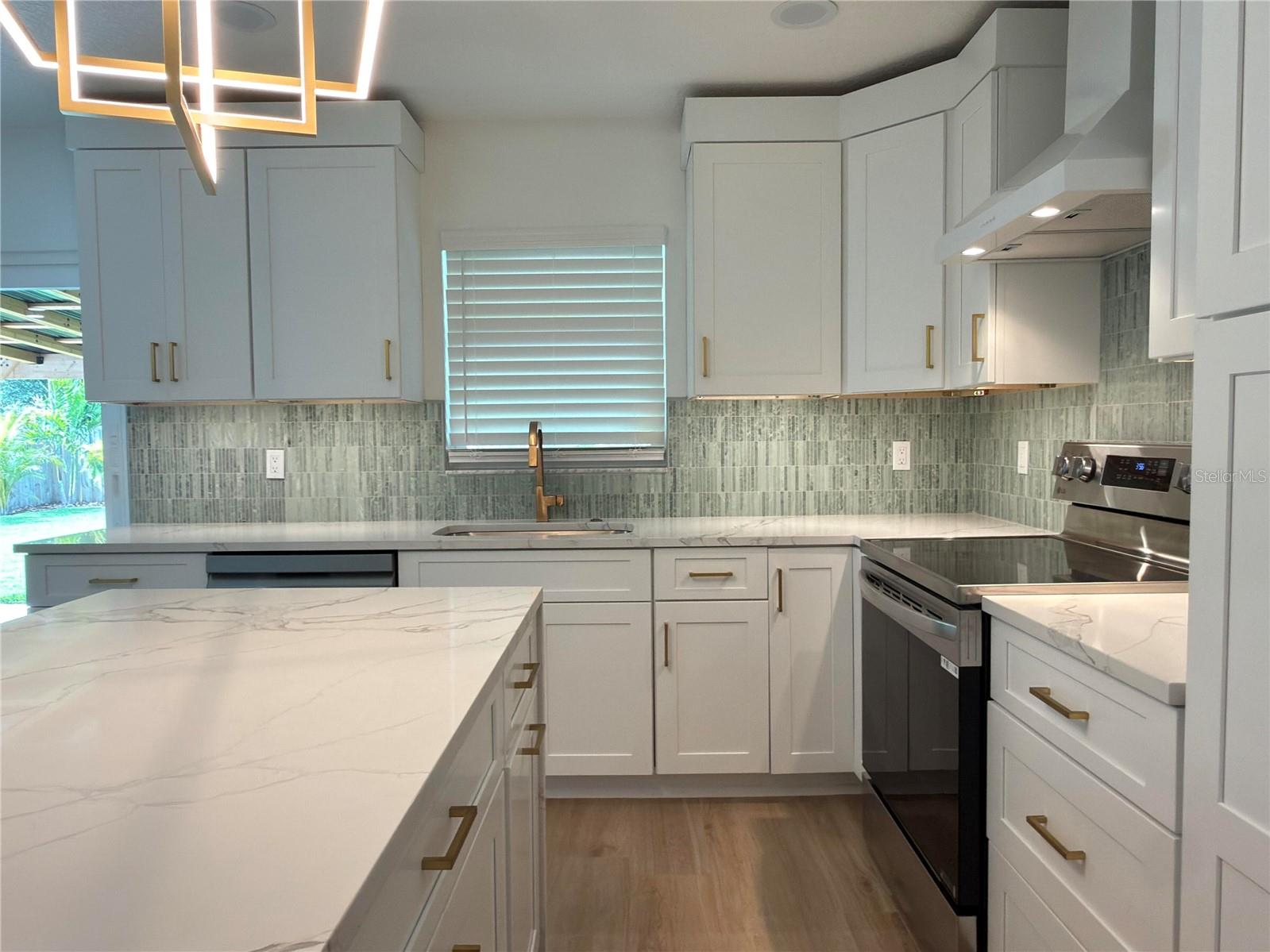 2401 16TH AVE N