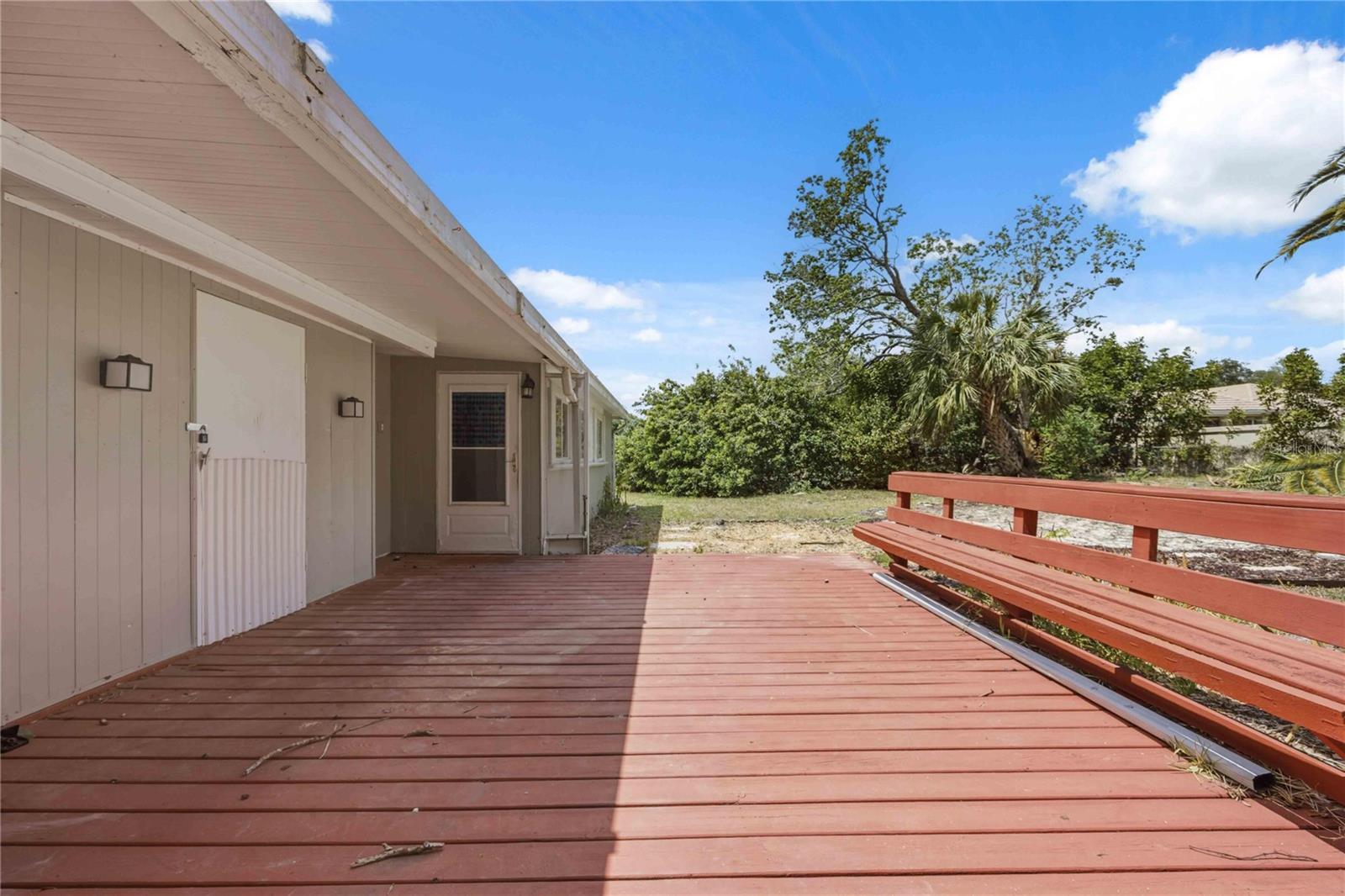2419 ROXBURY CIR