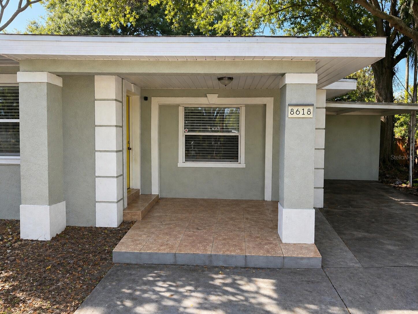 8618 GRANDVIEW DR