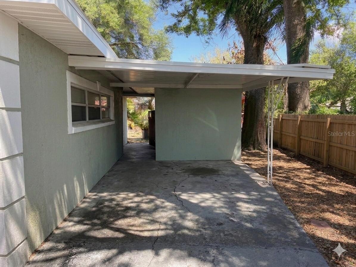 8618 GRANDVIEW DR