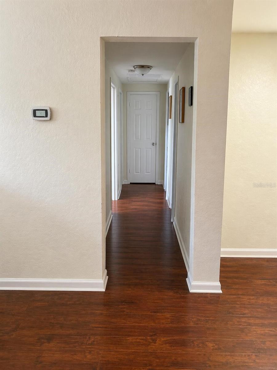 8618 GRANDVIEW DR