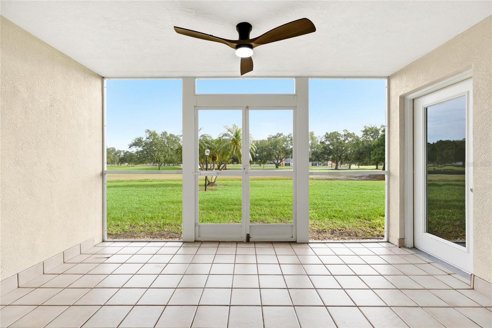 4550 PINEBROOK #106