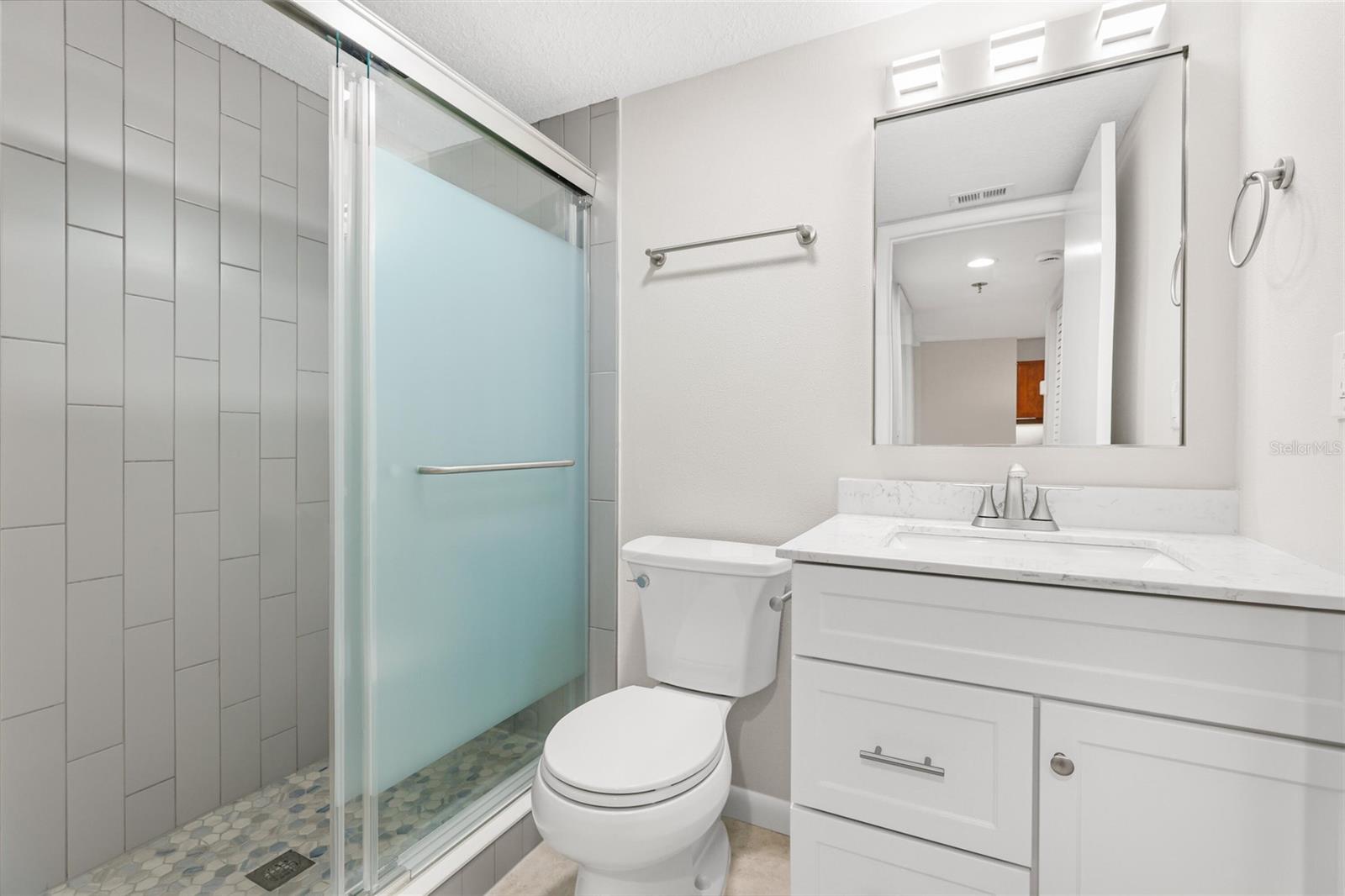 4550 PINEBROOK #106