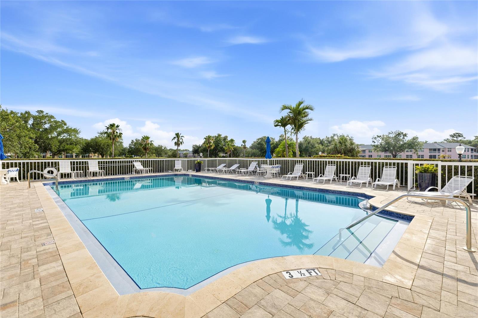 4550 PINEBROOK #106