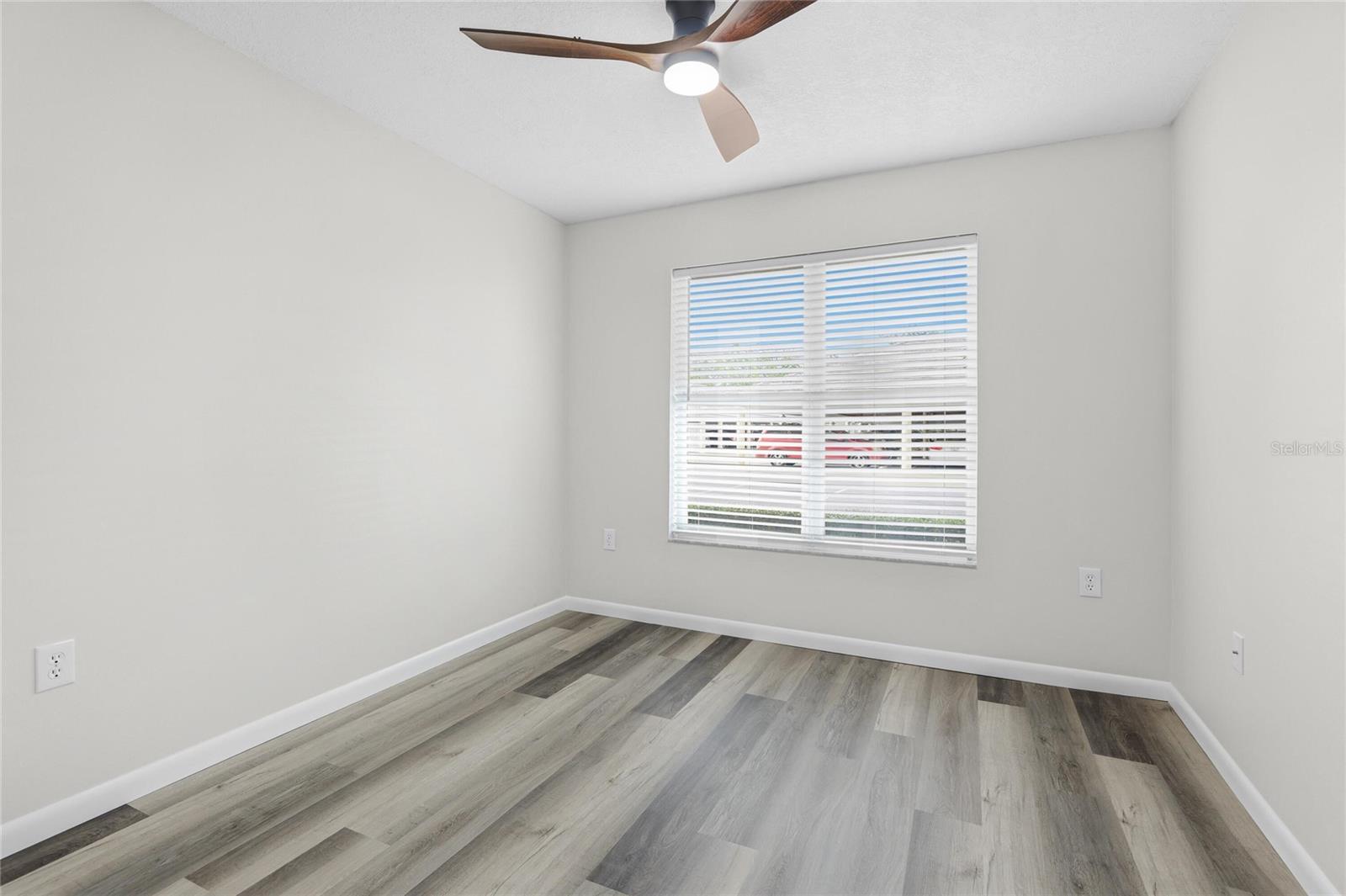 4550 PINEBROOK #106