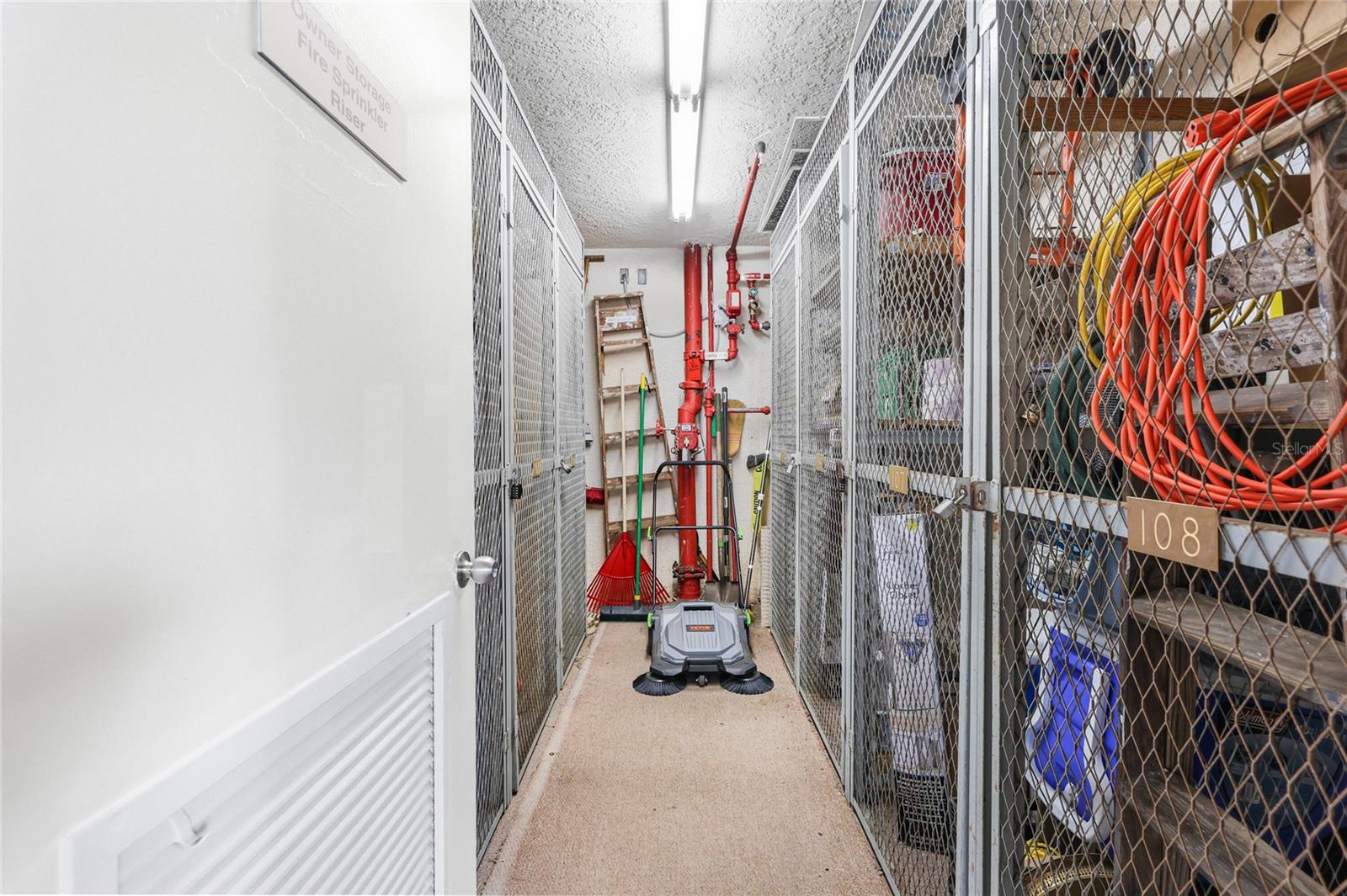 4550 PINEBROOK #106