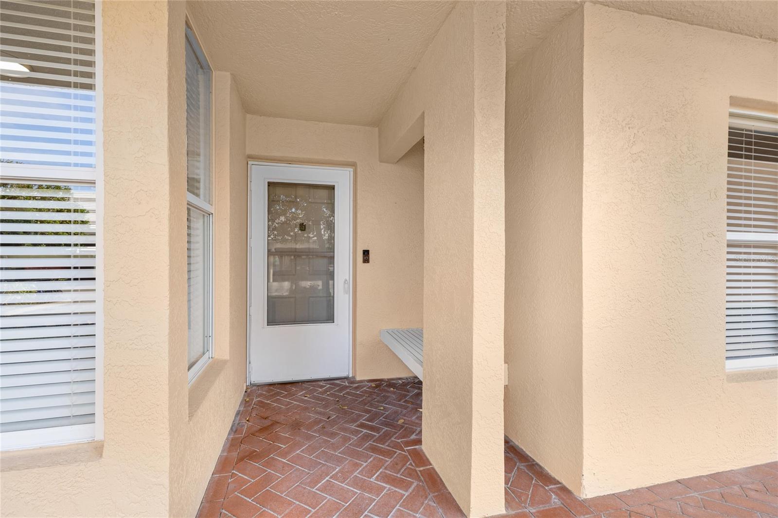 4550 PINEBROOK #106