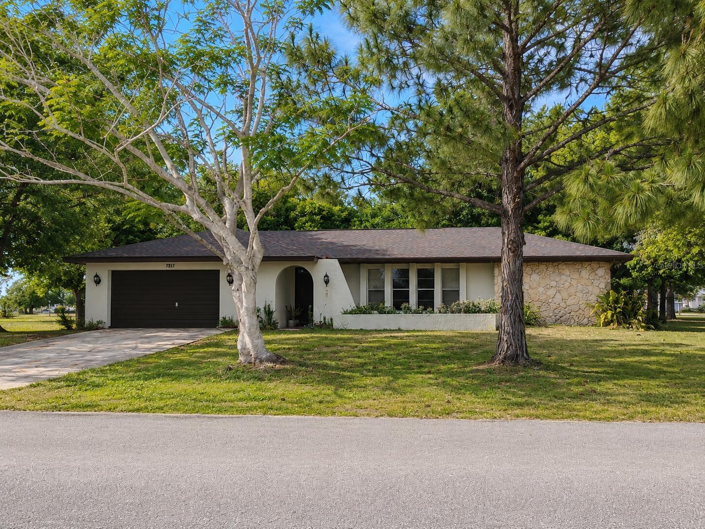 7317 LIME TREE CT