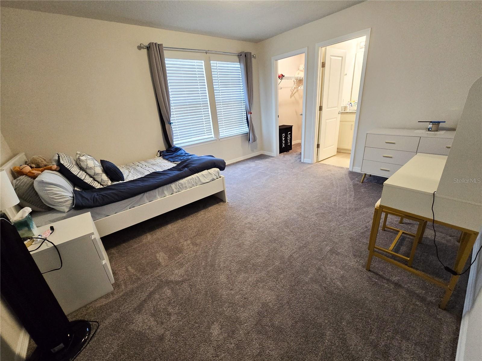 1213 MICHELANGELO LN