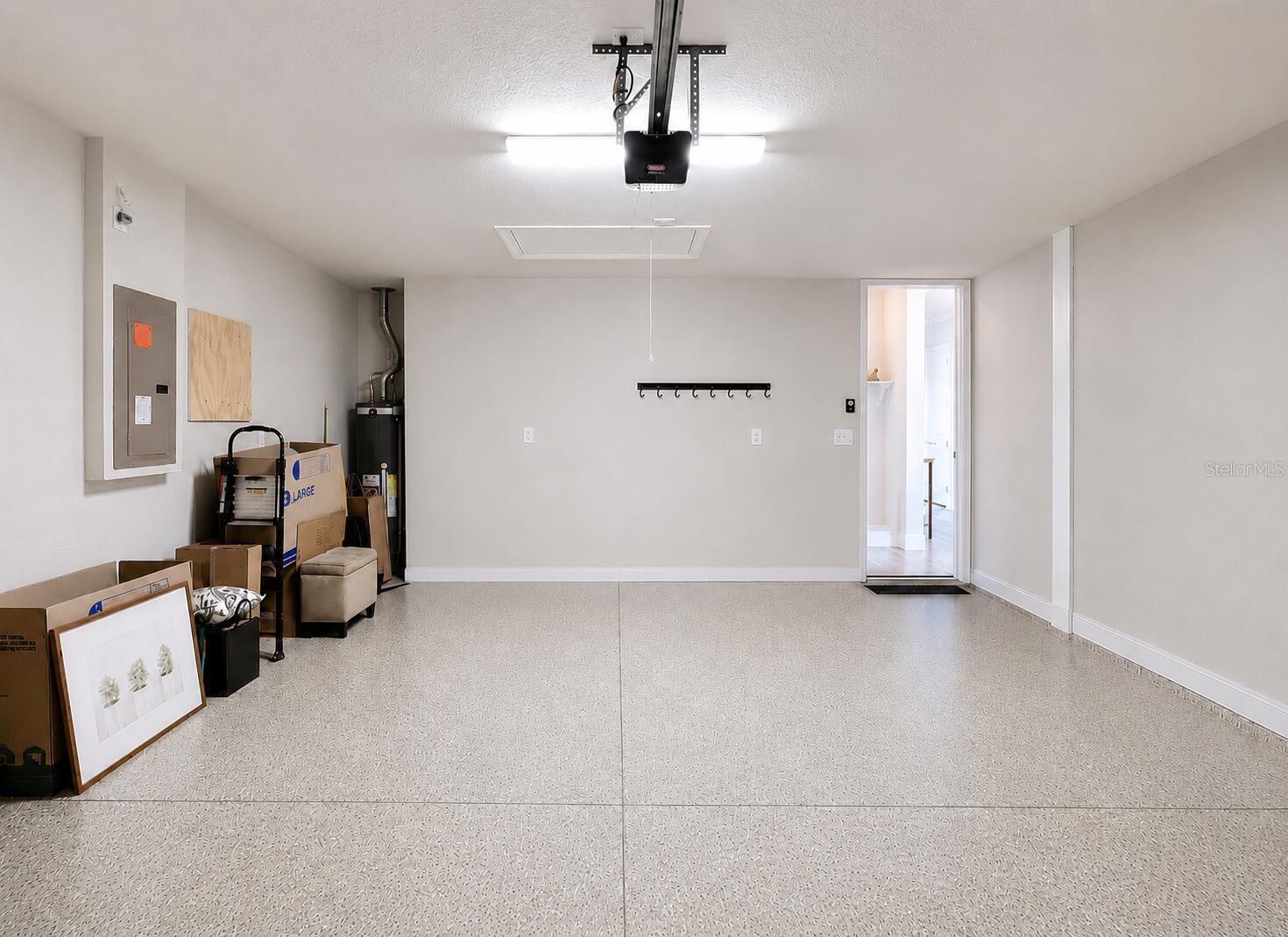 13928 SWALLOW HILL DR