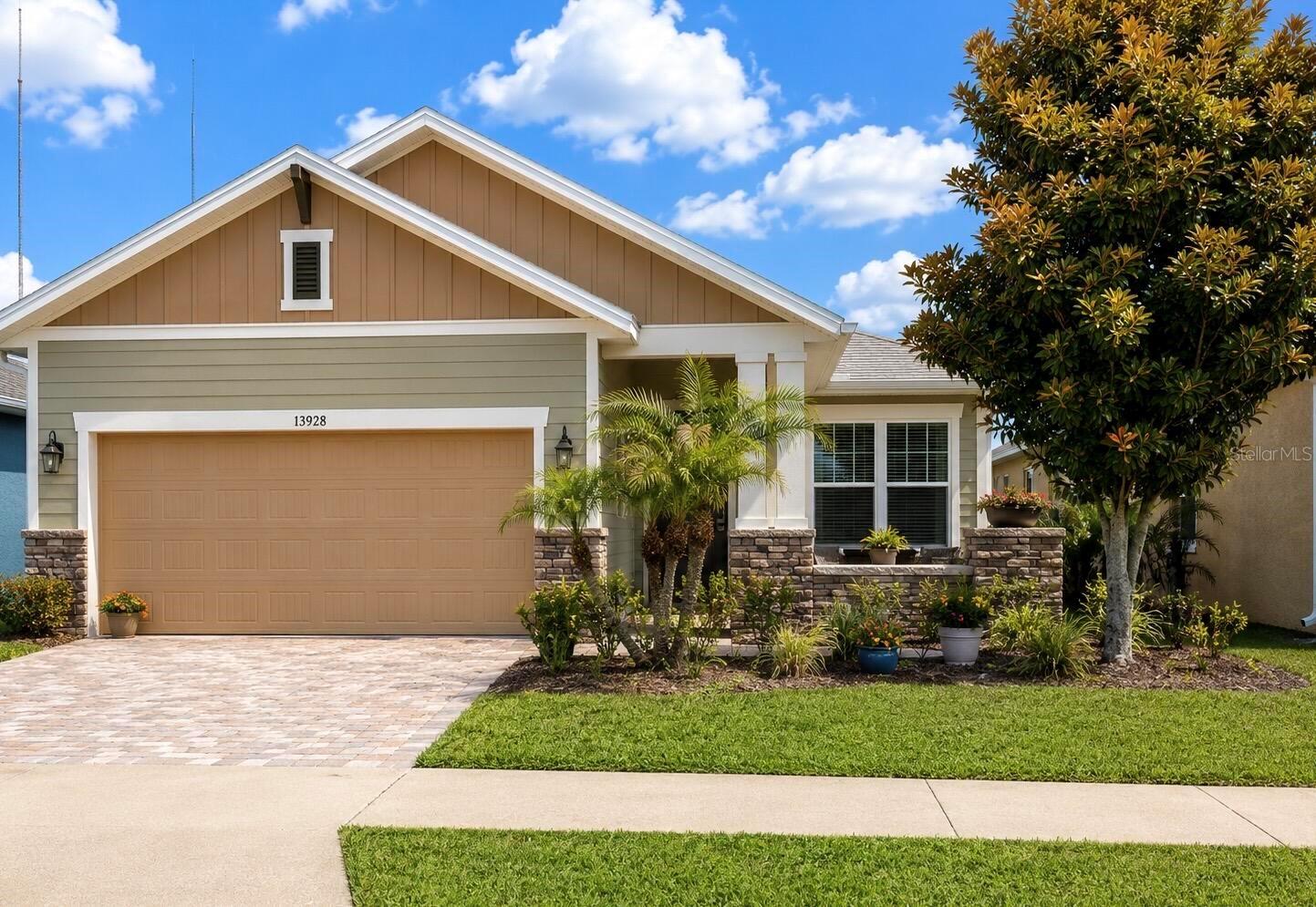 13928 SWALLOW HILL DR