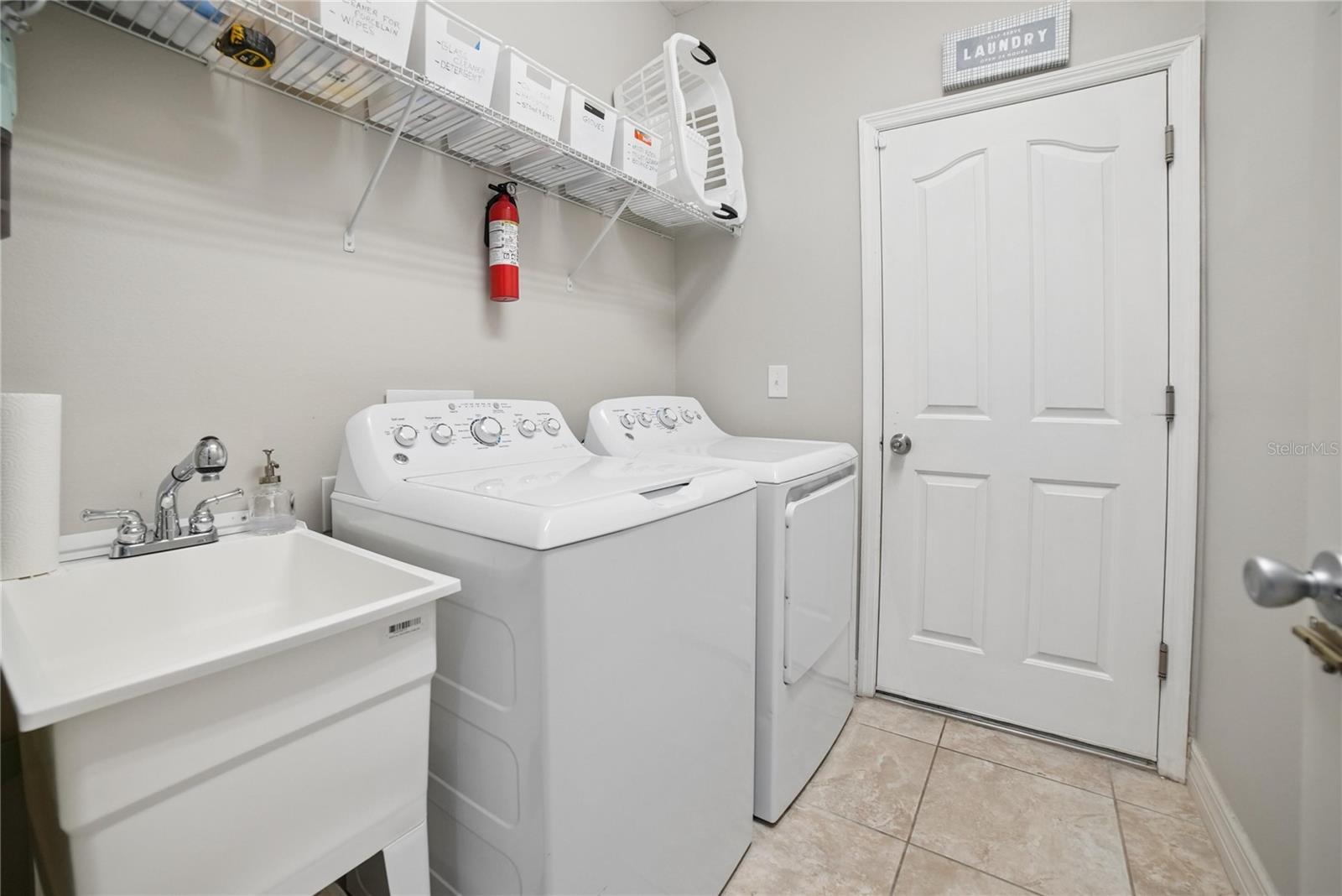 11302 WISHING WELL LN