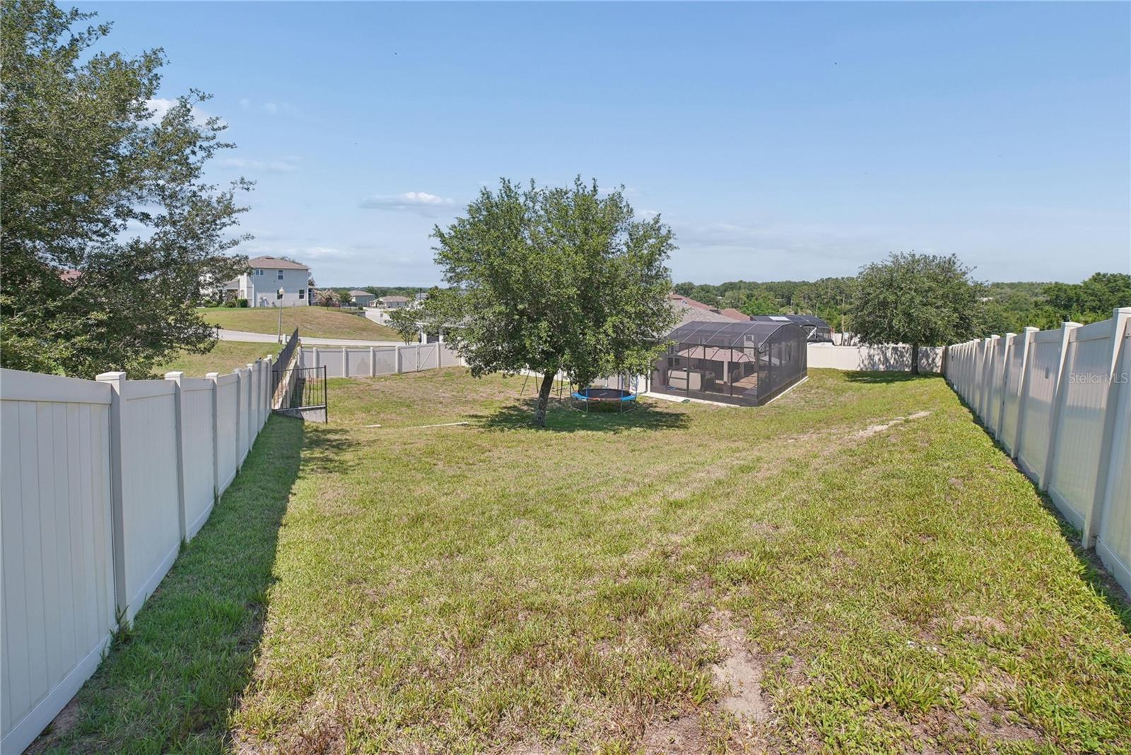 11302 WISHING WELL LN
