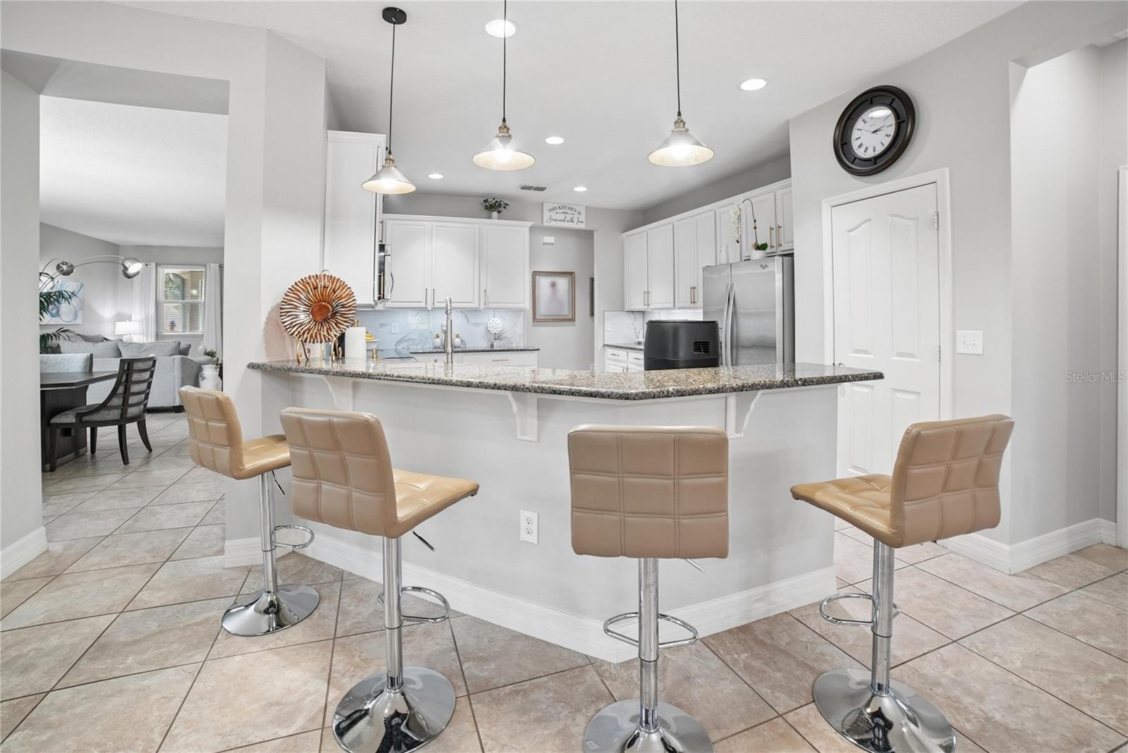 11302 WISHING WELL LN