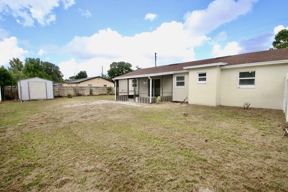 2202 MURDOCK BLVD