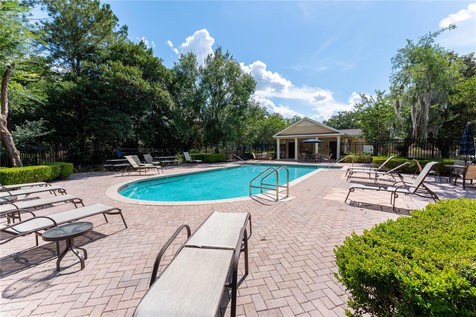 13759 GOLDEN RUSSET DR