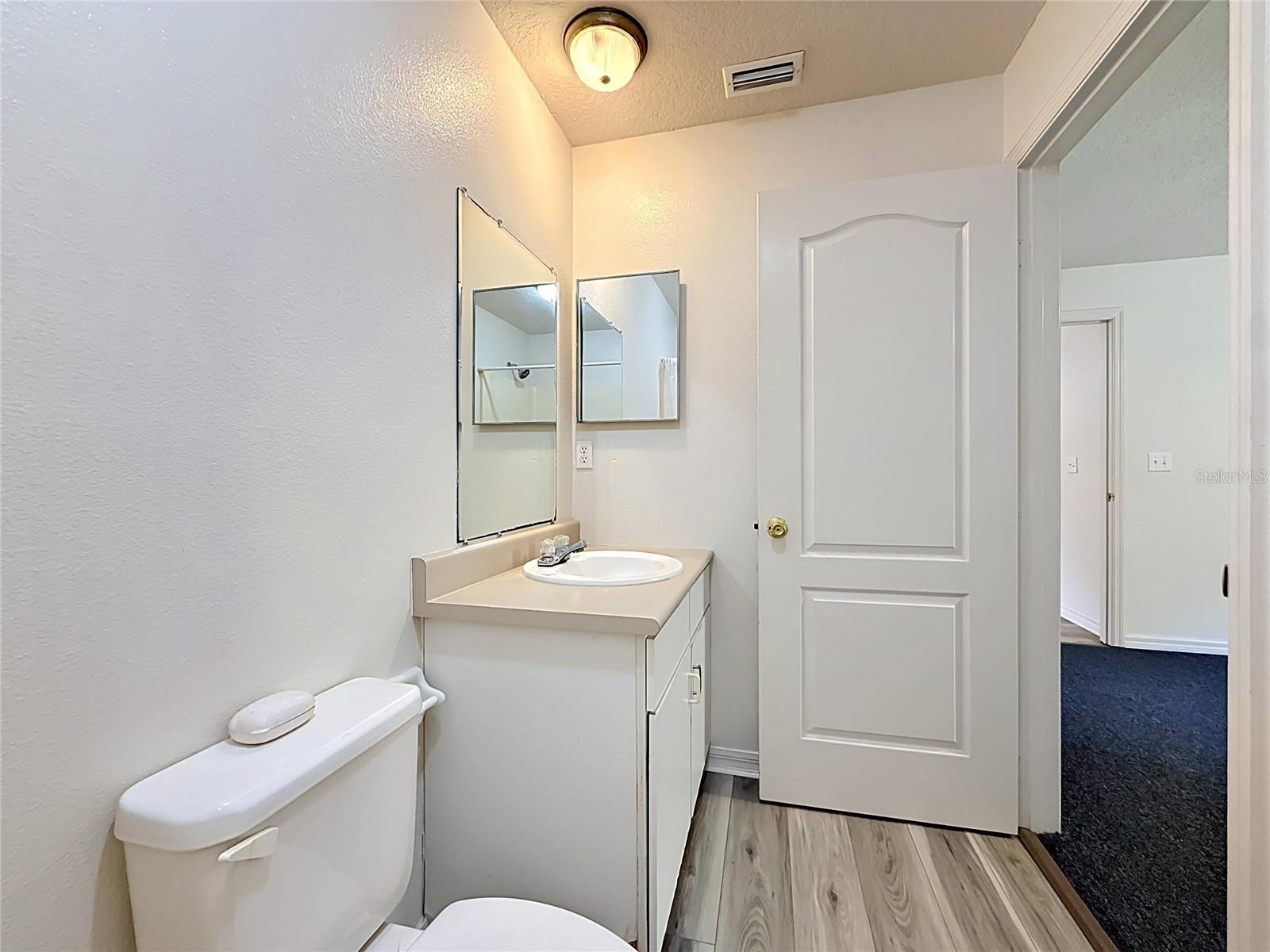 3228 COURTNEY DR