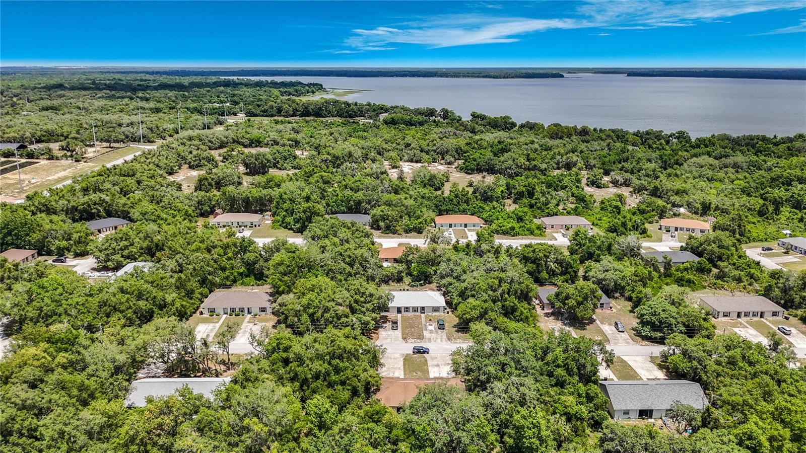 3228 COURTNEY DR