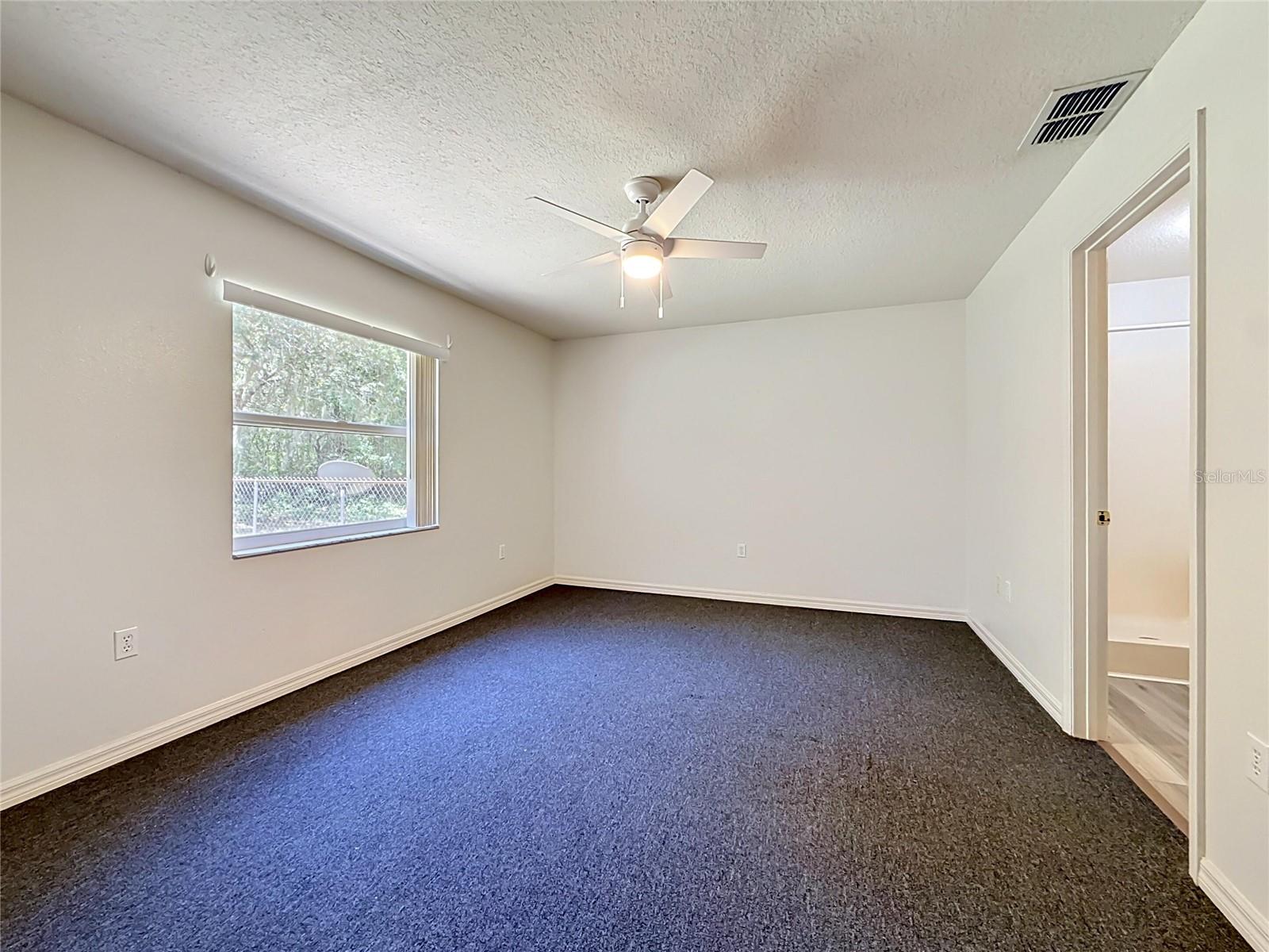 3228 COURTNEY DR