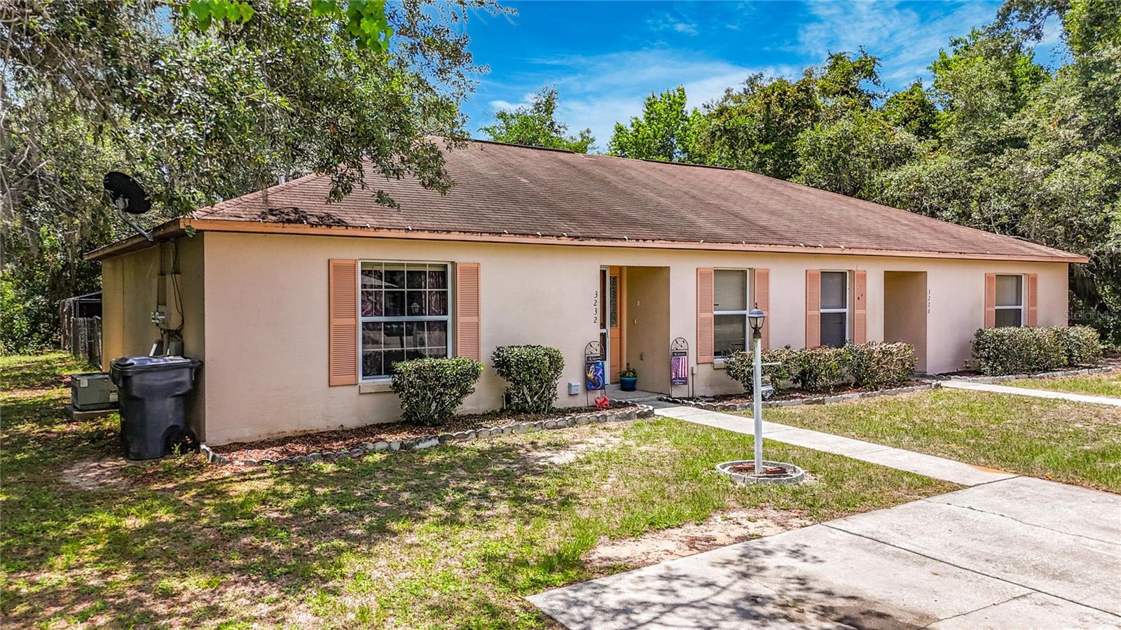 3228 COURTNEY DR