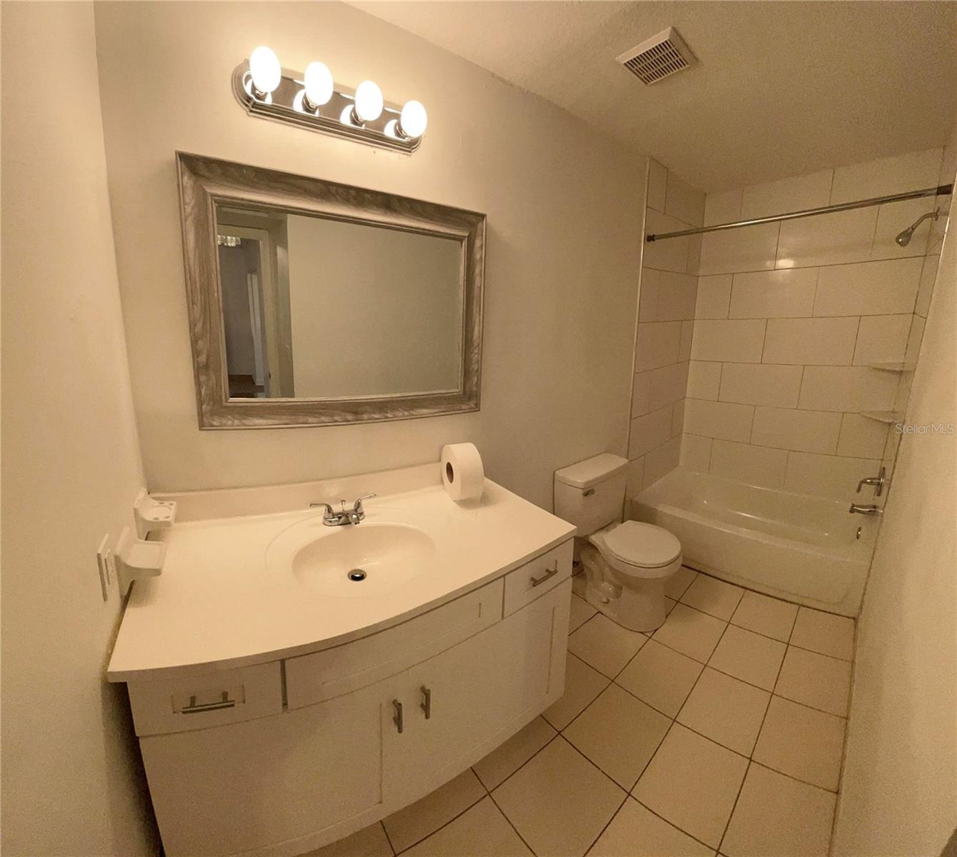 23108 DOVER DR