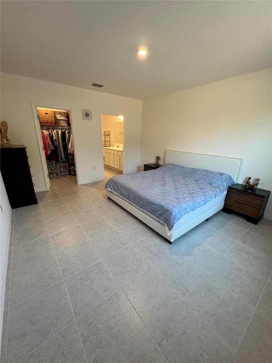 26484 VIEW DR