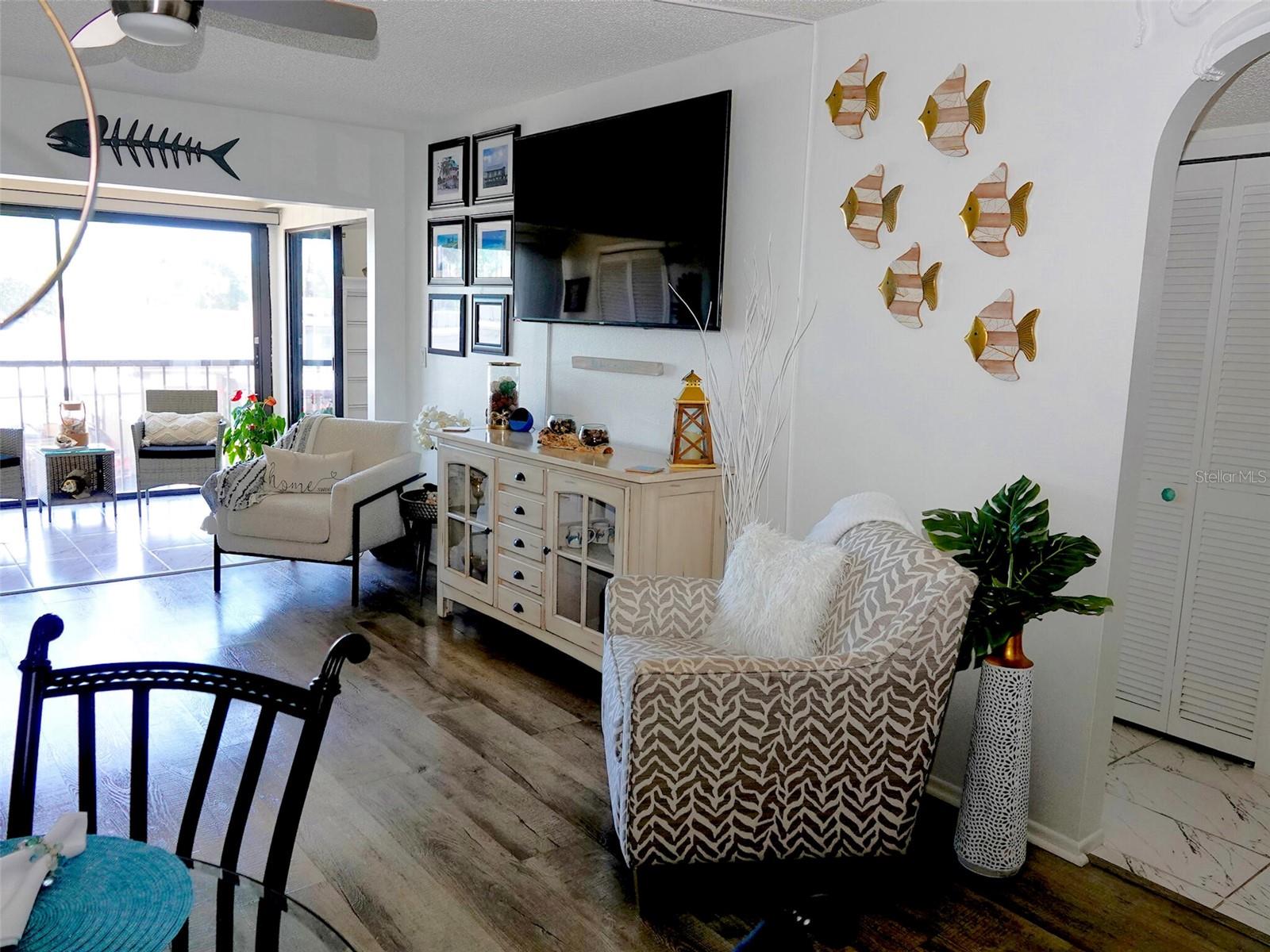 2395 HARBOR BLVD #203