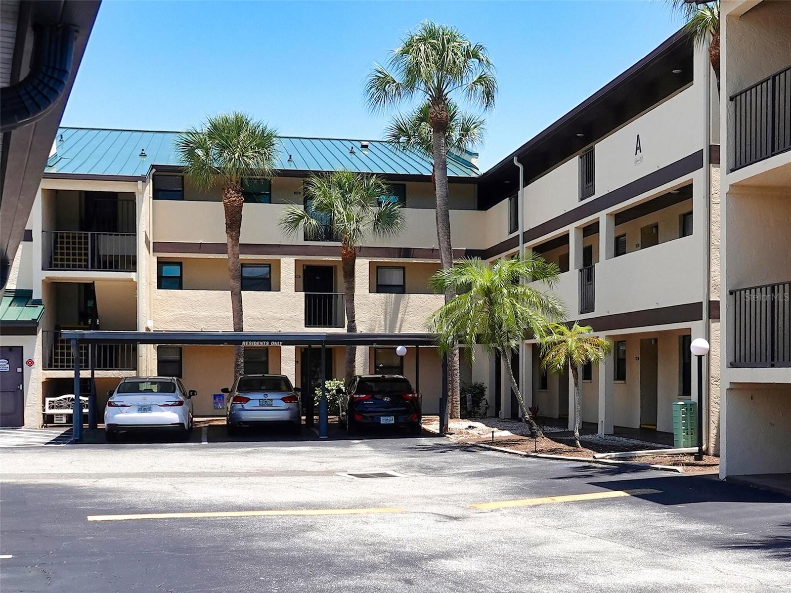 2395 HARBOR BLVD #203