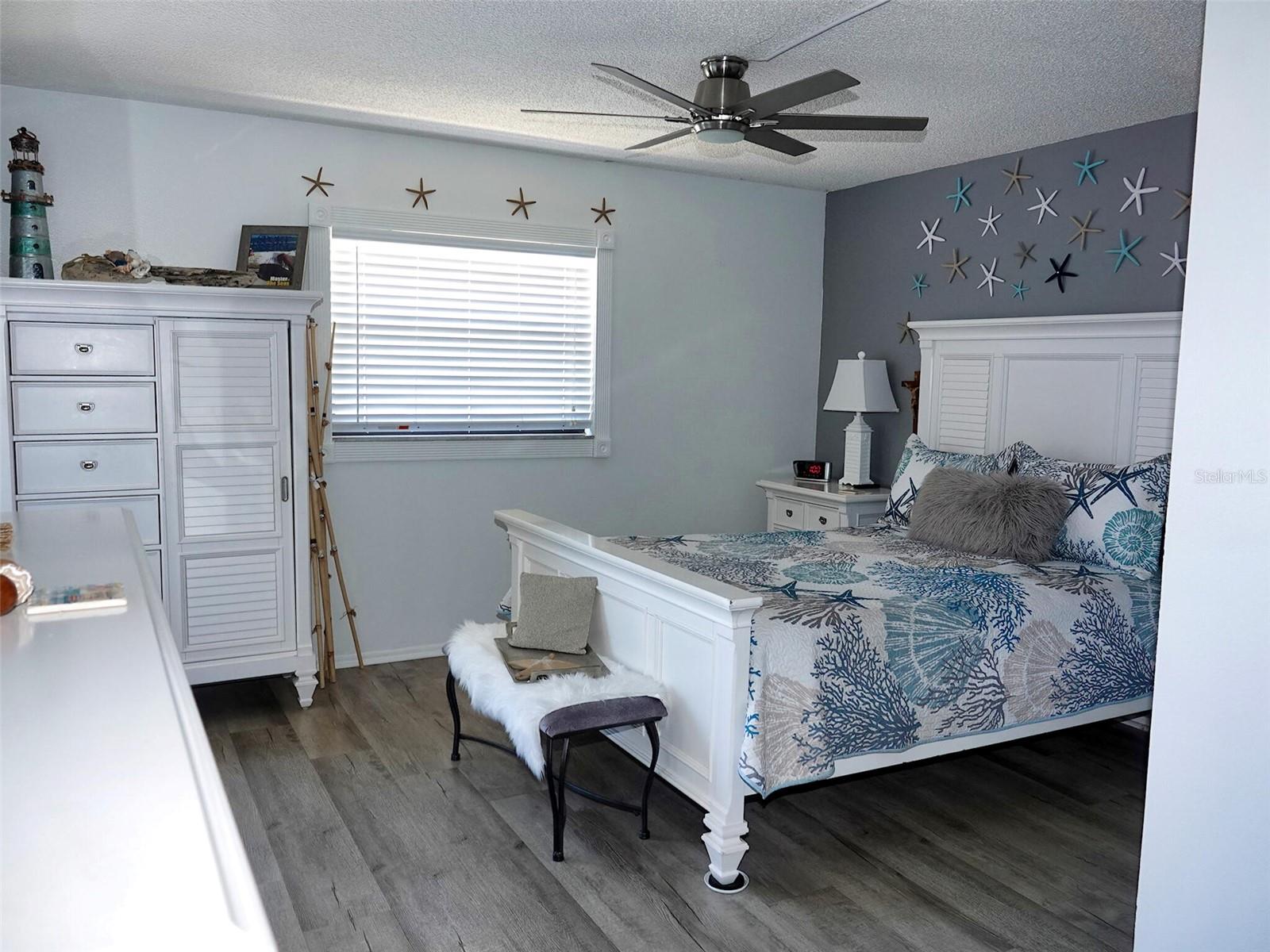 2395 HARBOR BLVD #203