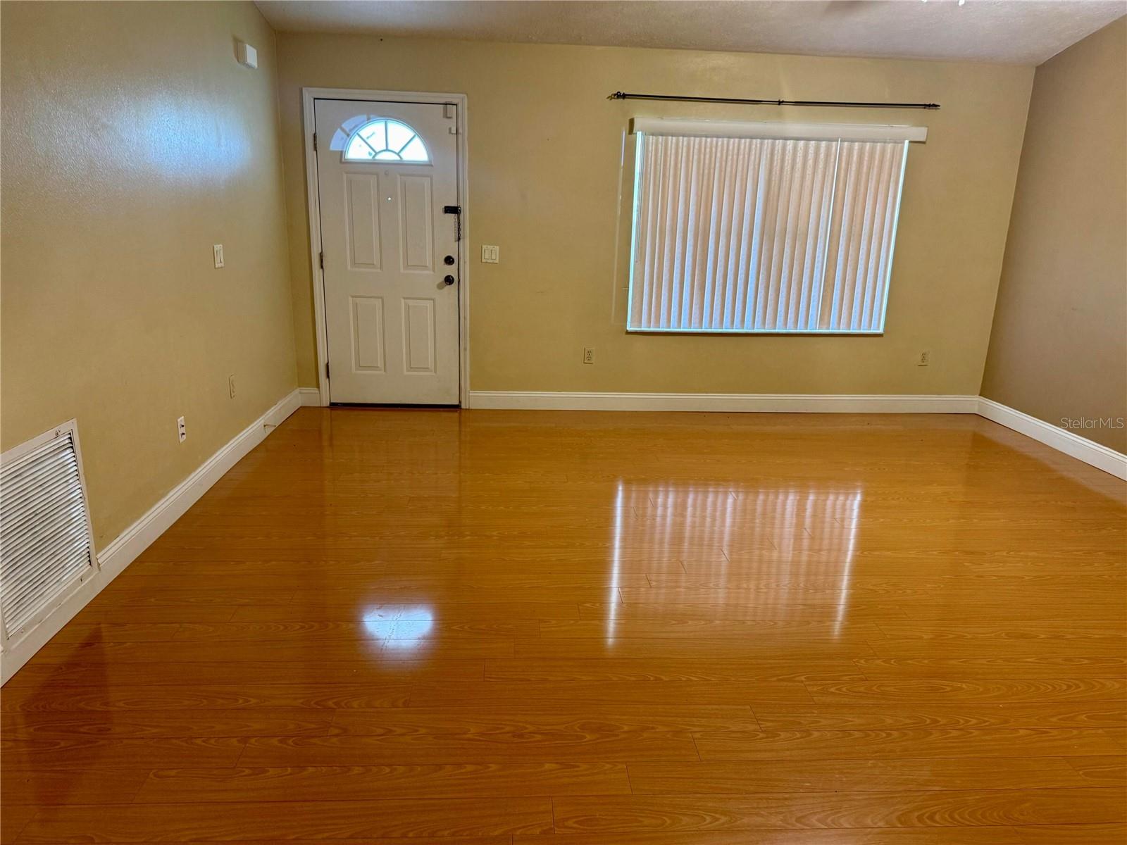 5921 PECAN RD