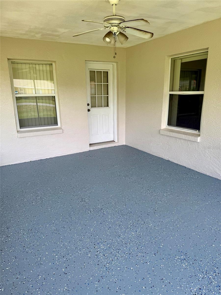 5921 PECAN RD