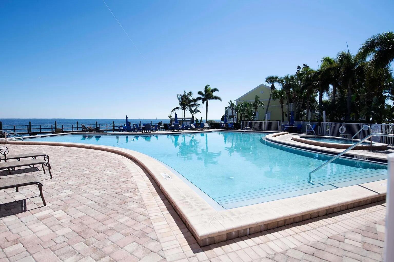 4858 COQUINA KEY DR SE #D